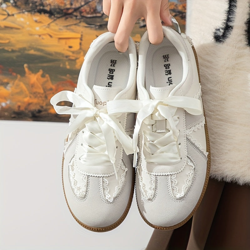 Tuopin Beige Skateboard Shoes, Lace Decoration, Ribbon Shoelaces, and Comfortable Sports Shoes, Commuting German Army Trainer