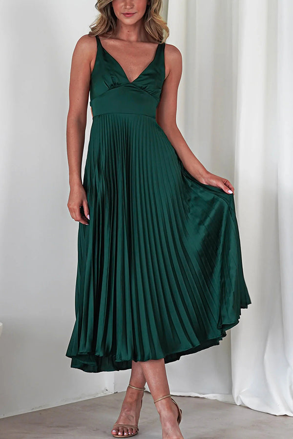 Satin Color V-neck Pleated Maxi Dress