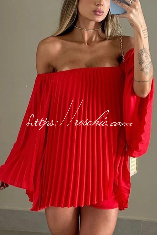 Off-the-shoulder Pleated Loose Top and Elastic Waist Shorts Set