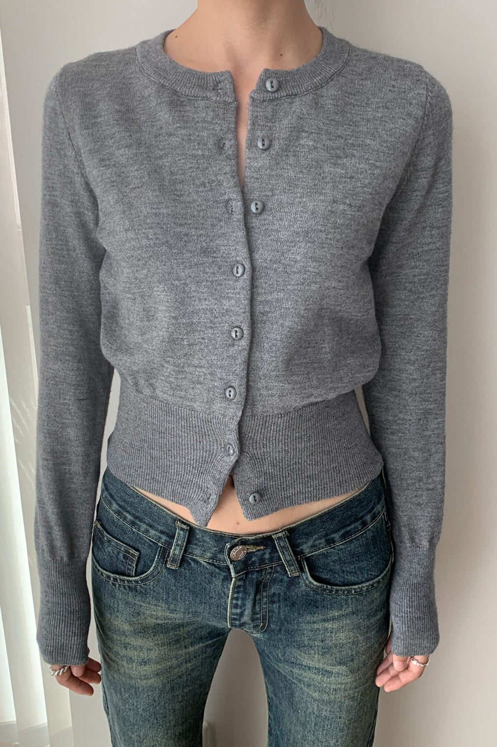 Slim-fit Round-neck Knit Cardigan