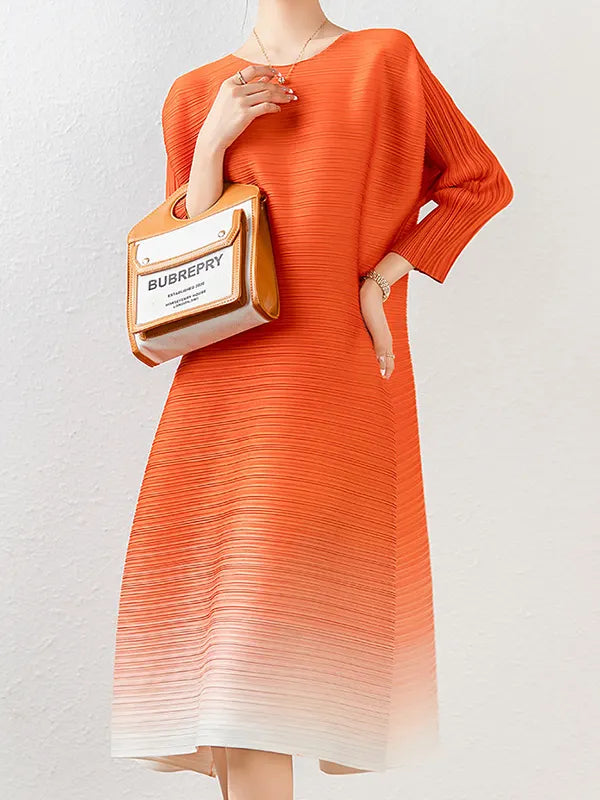 Original Long Sleeves Loose Pleated Gradient Round-neck Midi Dresses
