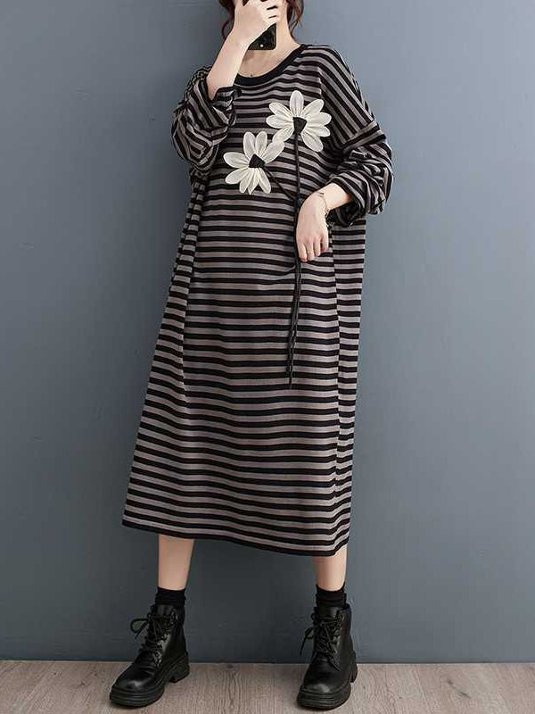 A-line Long Sleeves Contrast Color Flower Print Keep Warm Striped Round-neck Midi Dresses