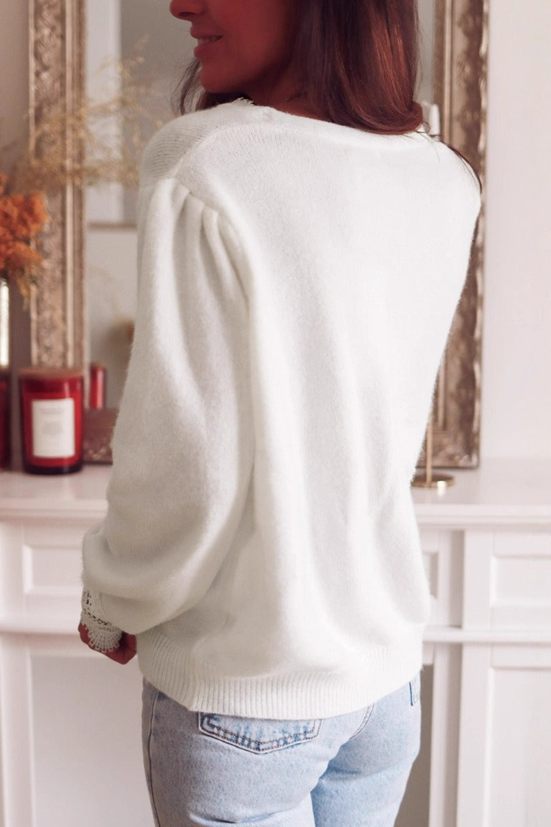 Lace-trimmed V-neck Loose Knit Cardigan