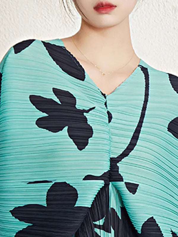 Batwing Sleeves Loose Pleated Printed V-neck Midi Dresses
