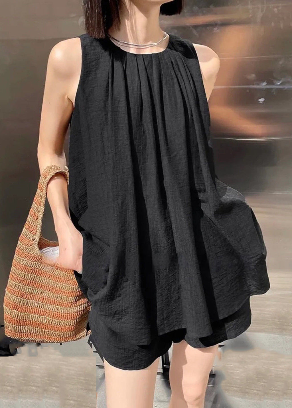 Black Wrinkled Top and Shorts Two Pieces Set Sleeveless Qb018