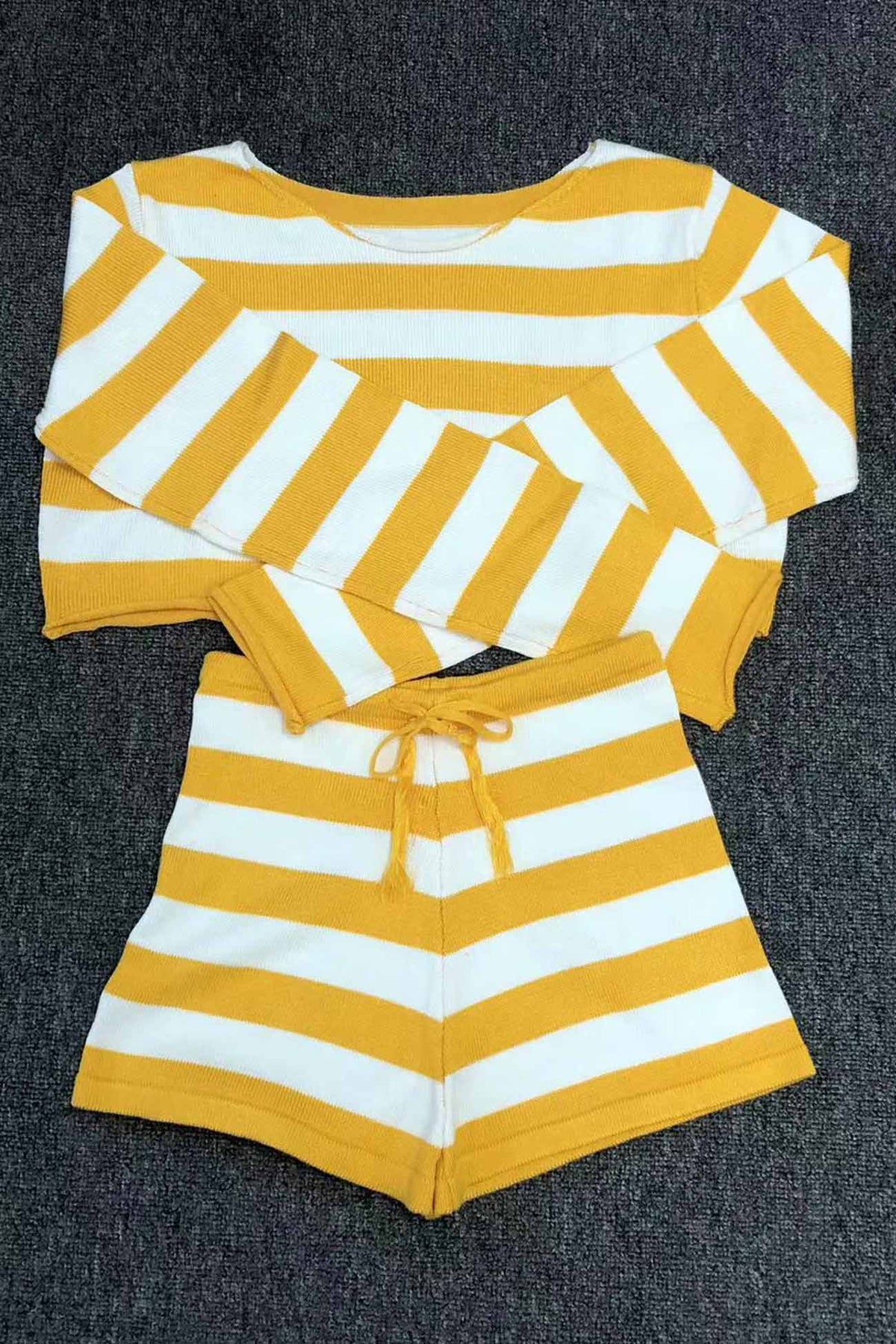 Crew Neck Knitted Crop Top Shorts Set