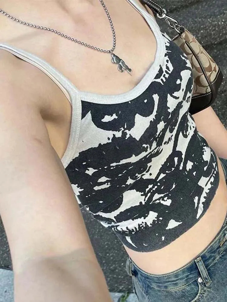Gothic Portrait Print T-shirt Aesthetic Y2k Crop Tops Short Sleevle Vest Tees Harajuku White Suspenders Clothes