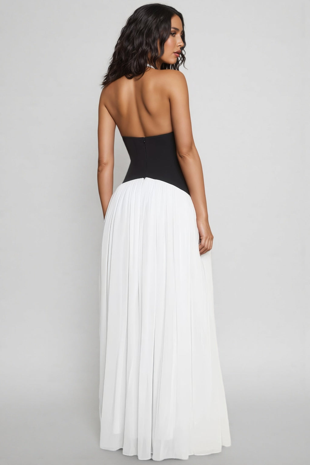Majrela Off-shoulder Backless Maxi Dress