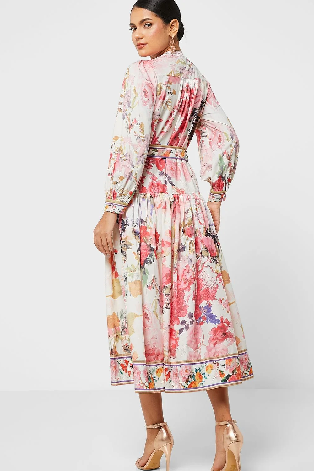 Long Sleeve Crew Collar Buttoned Lace Up Midi Dress