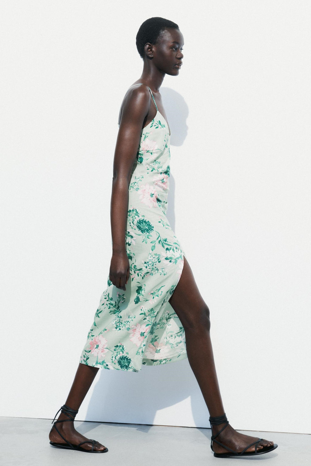 Split Sleeveless Midi Dress