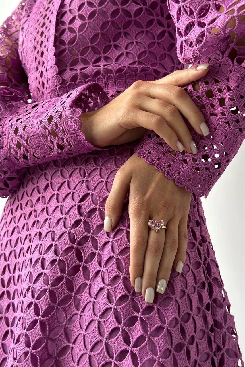 Lace Lantern Sleeve Midi Dress