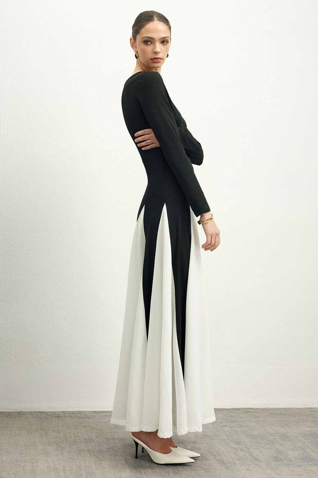 Contrast Color Long Sleeve Midi Dress