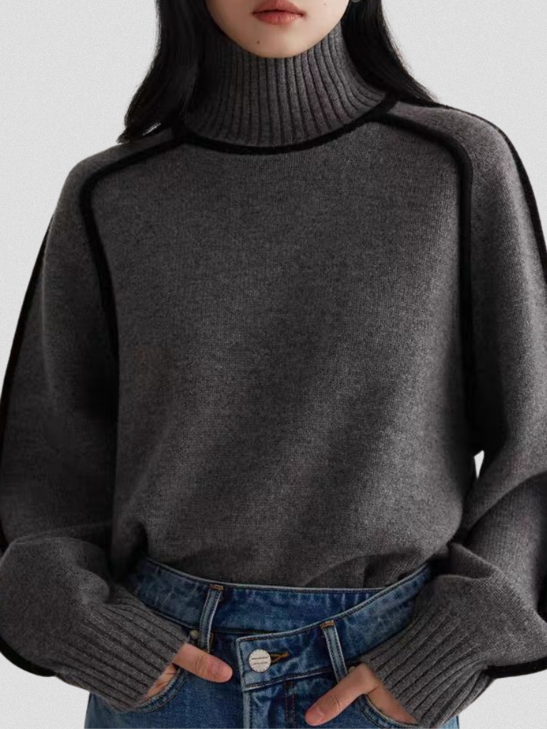 Eloise - Turtleneck Sweater