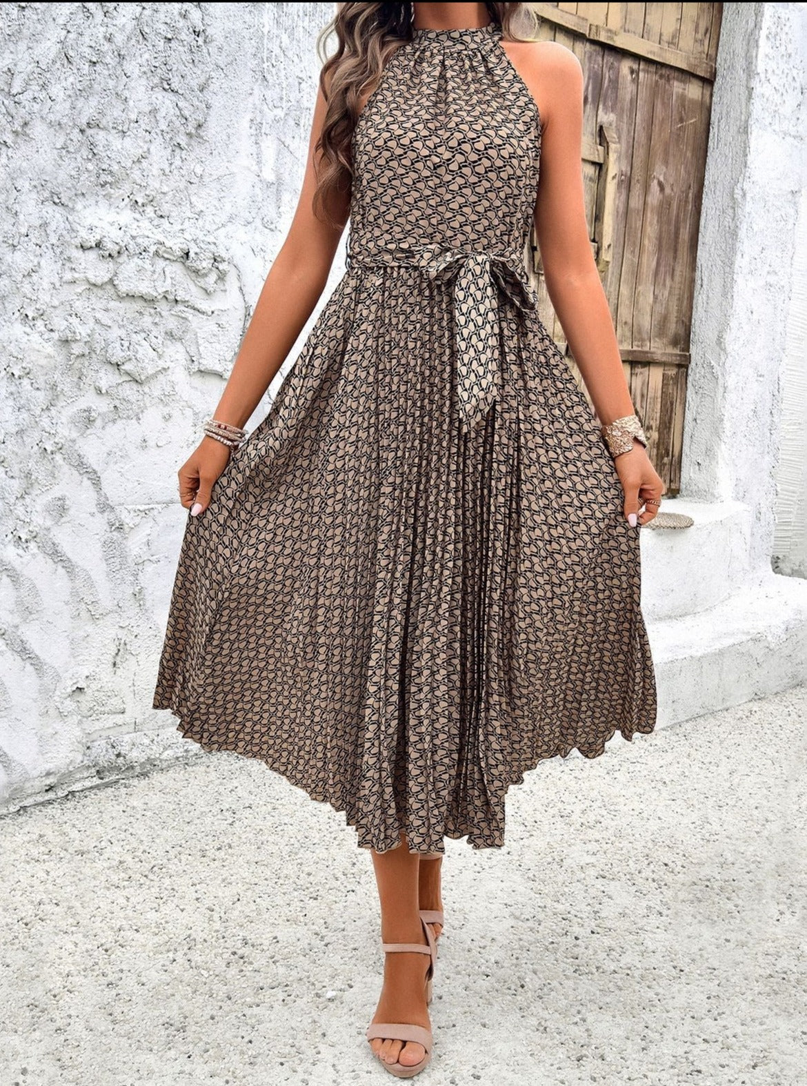 Patterned Sleeveless Halterneck Midi Dress With Waist Tie