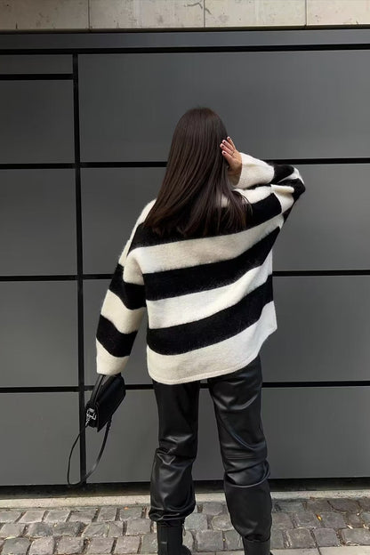 Knitted Crew Neck Sweater