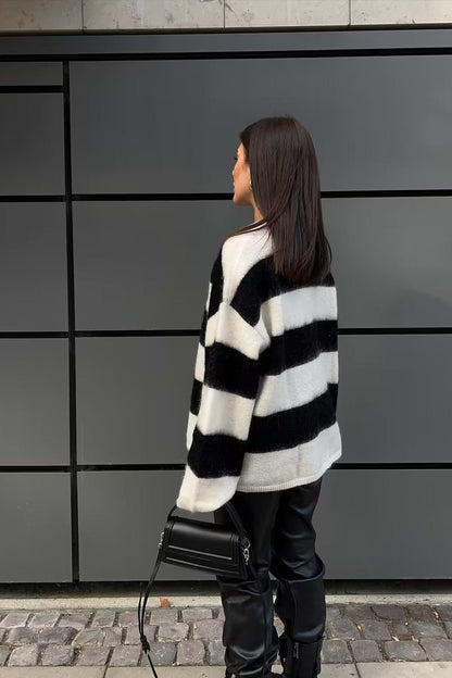 Knitted Crew Neck Sweater
