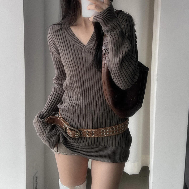 Kyra Wool V-neck Sweater Top