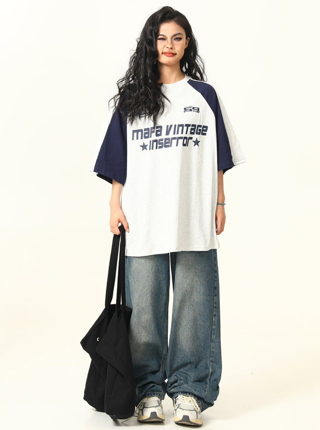 -style Raglan T-shirt