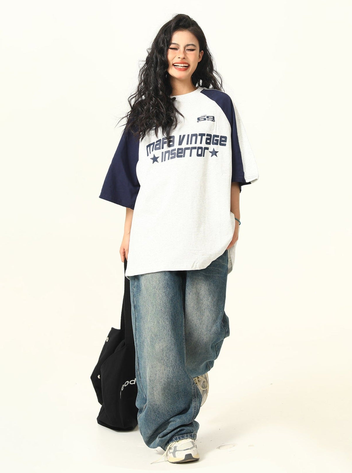 -style Raglan T-shirt