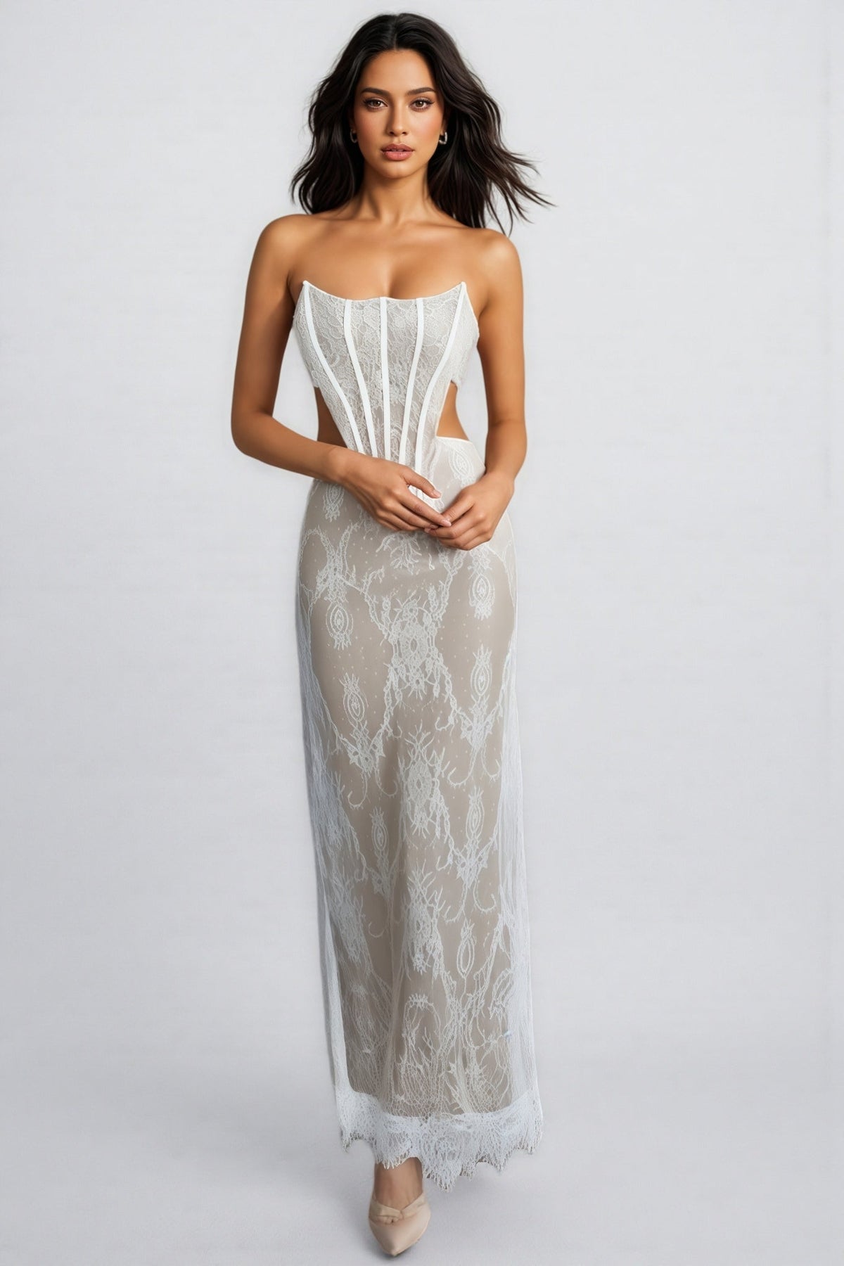 Ivran Sleeveless Lace Maxi Dress