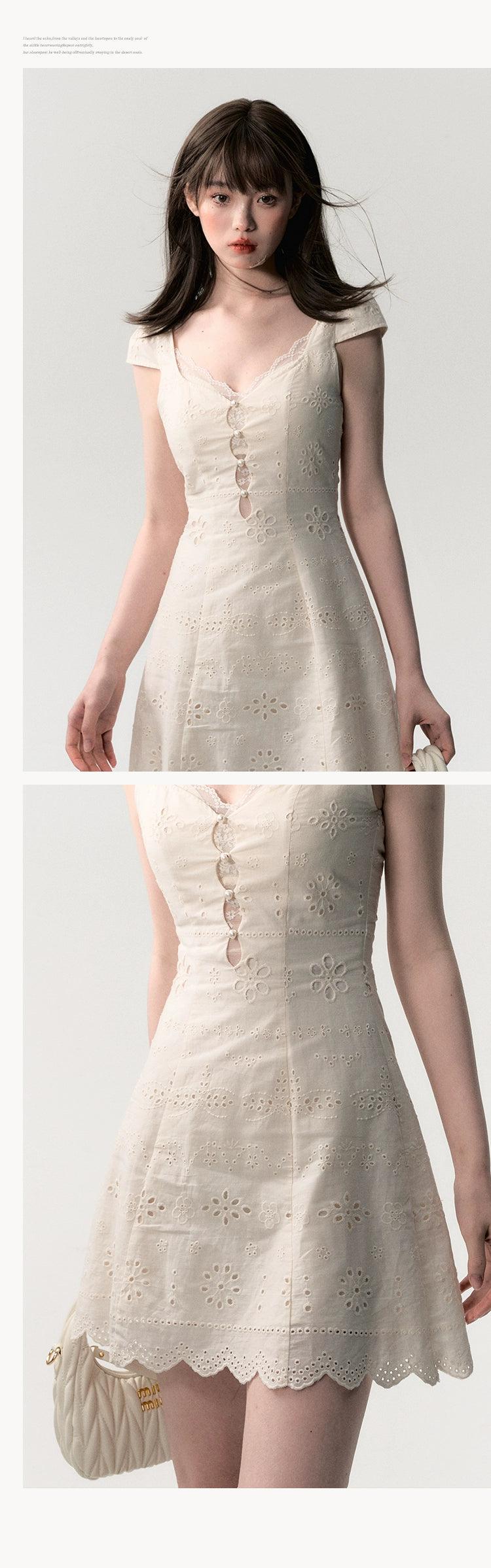 Oakmoo Off-white Cotton Eyelet Lace Sweetheart Dress