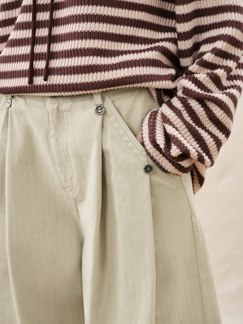 Ivory Wide Leg Pleated Pants