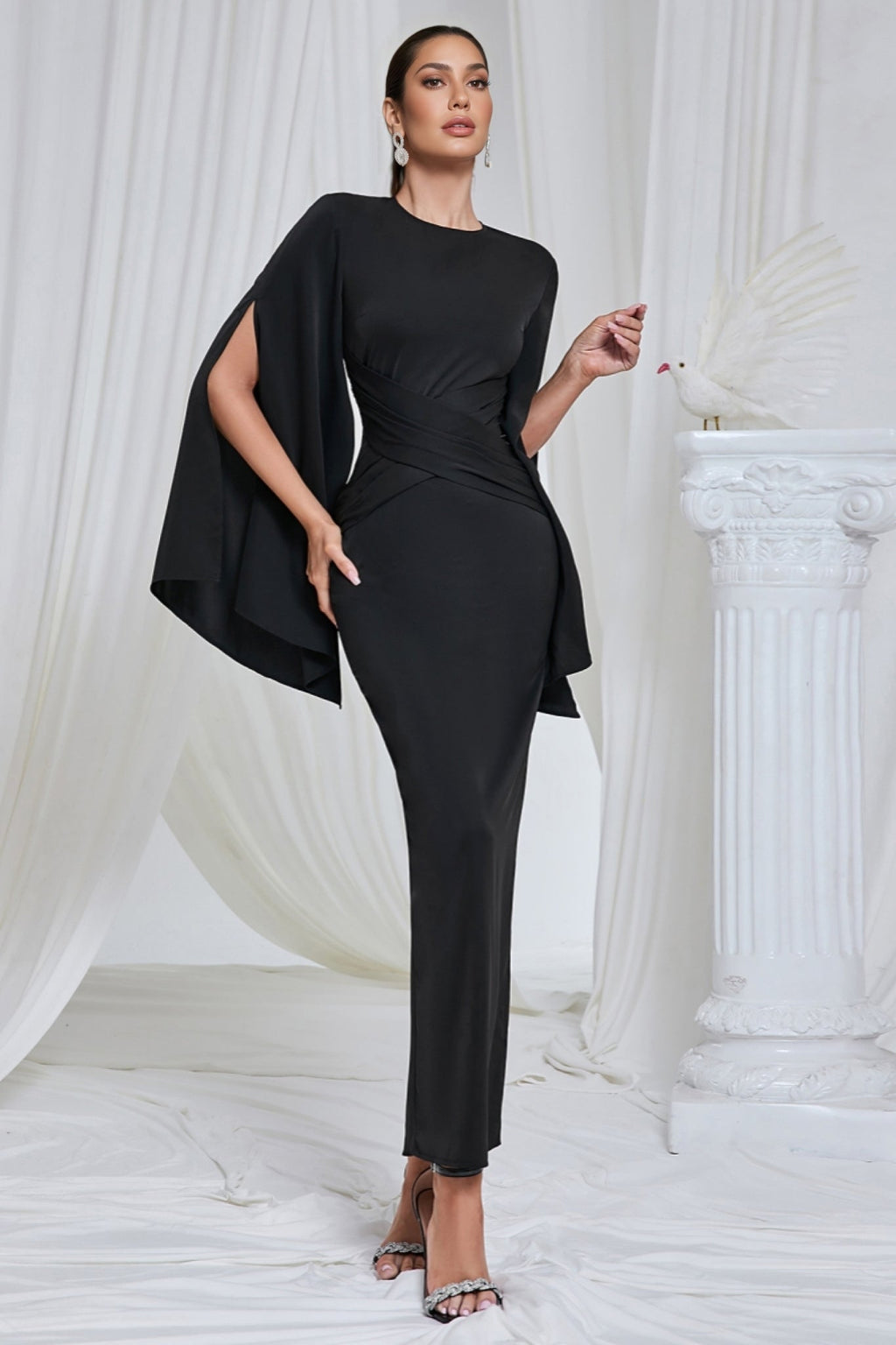Nali Black Round Neck Maxi Dress