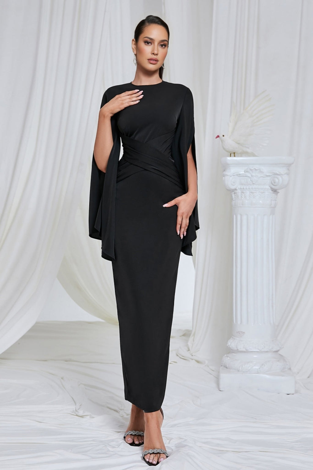 Nali Black Round Neck Maxi Dress