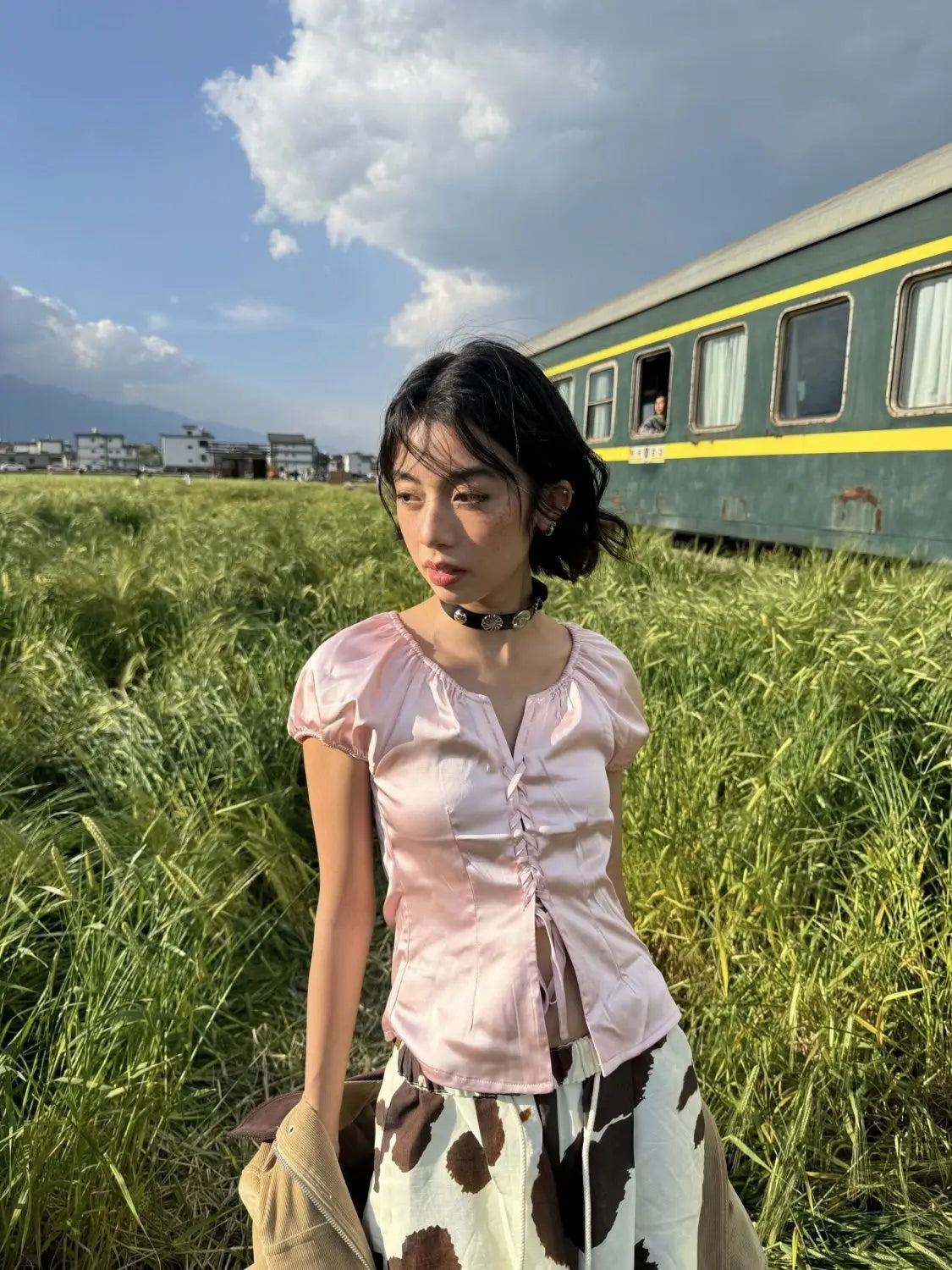 Summer American Retro Pink Pleated Hollow Lace Up Design Blouses Female Short Sleeve Shirt Top Spicy Girl Slim Short Top