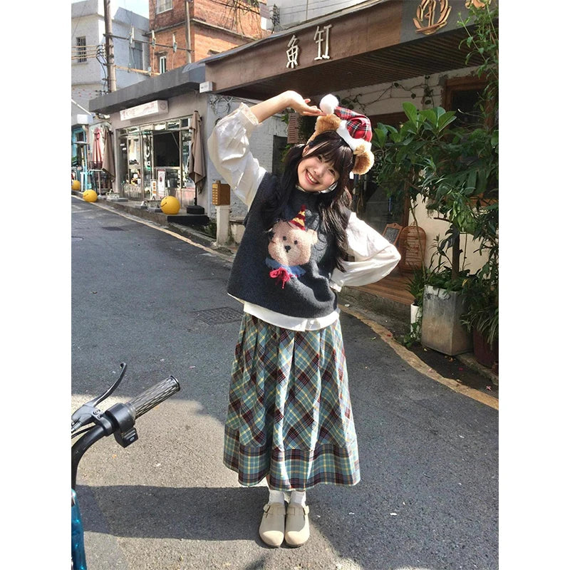Kawaii Cartoon Bear Sweater Vest Japanese Print Knitted Pullovers Waistcoat Aesthetic Knitwear Korean Sleeveless Jumpers