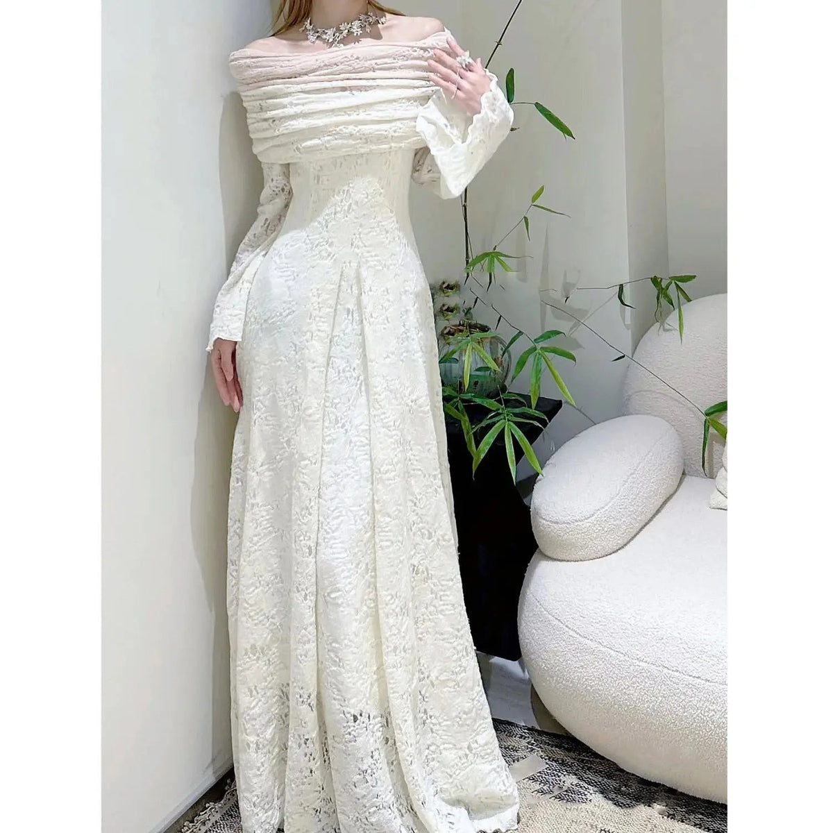 Autumn/winter Retro Flare Sleeve Off Shoulder Shawl White Dress Slimming Knitted Jacquard Fishtail Maxi Dress for