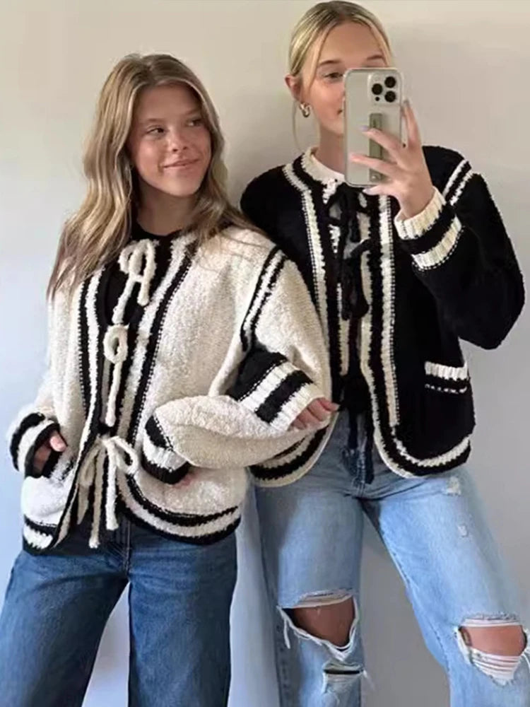 Knitted Lace Up Cardigan Winter Loose Contrast Color O-neck Pockets Sweaters Female Warm Knitwear