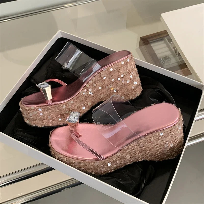 Designer Crystal Sequin Cloth Platform Wedge Slippers Street Style Clip Toe High Heels Banquet Summer Shoes