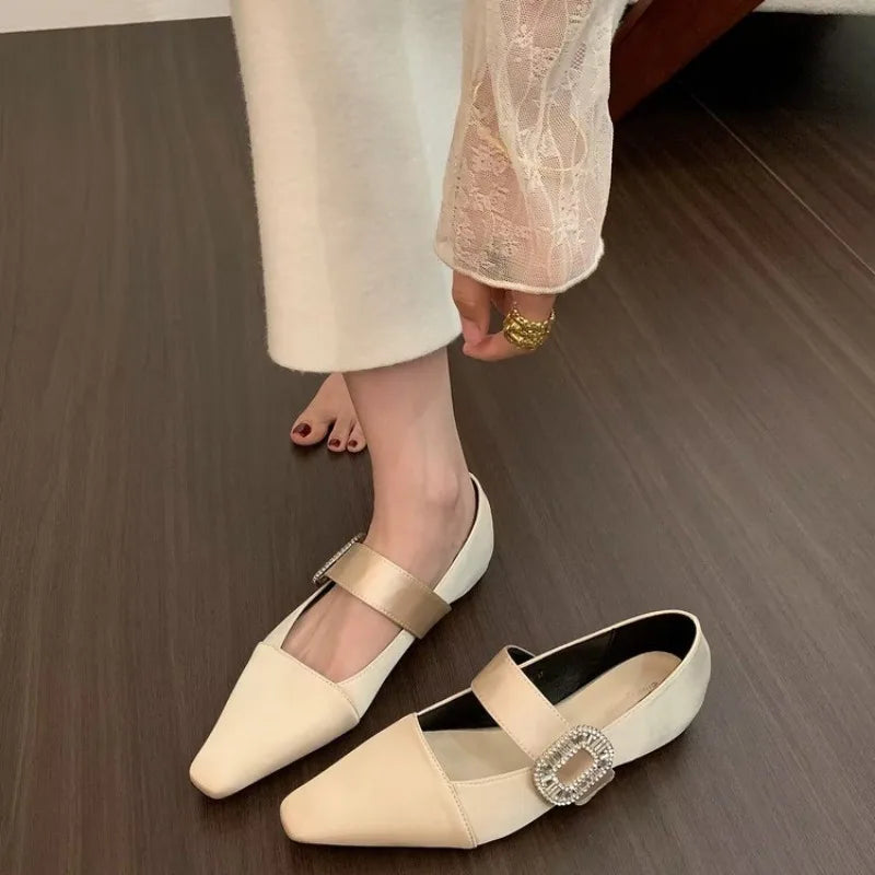 New Satin Flat Shoes Flashing Rhinestone Decoration Ballet Shoes Soft and Comfortable Dress