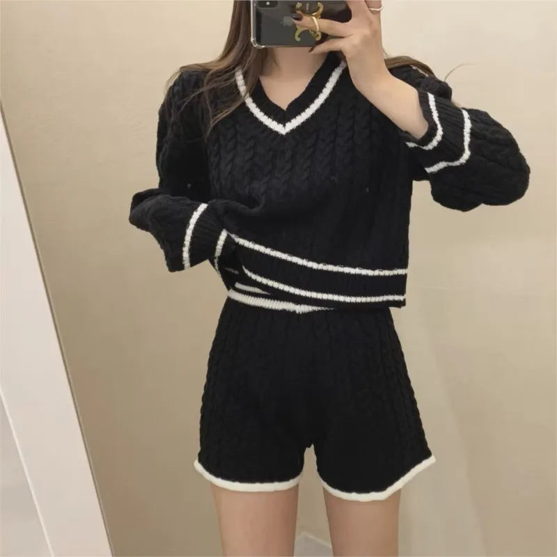 Autumn New Korean Knitted Two-piece Shorts Set V-neck Pullover Crop Top Shorts Pants Suit Female Clothing