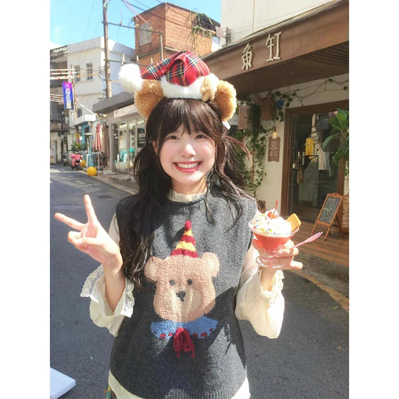 Kawaii Cartoon Bear Sweater Vest Japanese Print Knitted Pullovers Waistcoat Aesthetic Knitwear Korean Sleeveless Jumpers