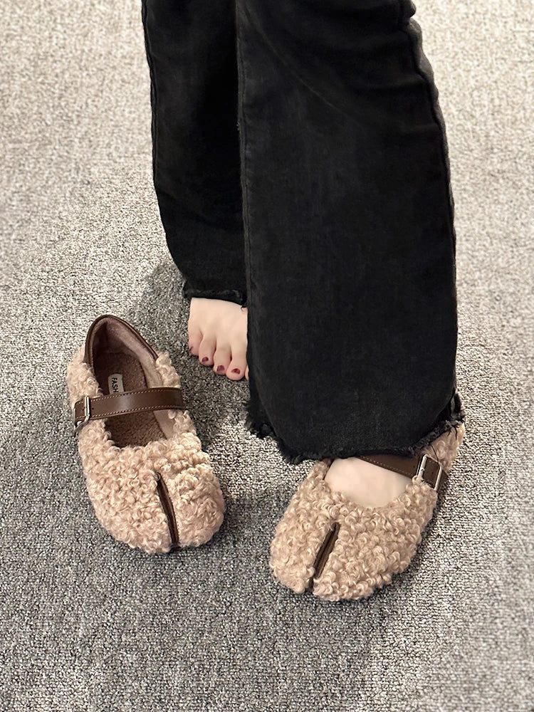 Shoes Woman Flats Loafers Fur Round Toe Autumn Female Sneakers Dress Moccasin Fall Winter Leisure Buckle Strap Flock Rubb