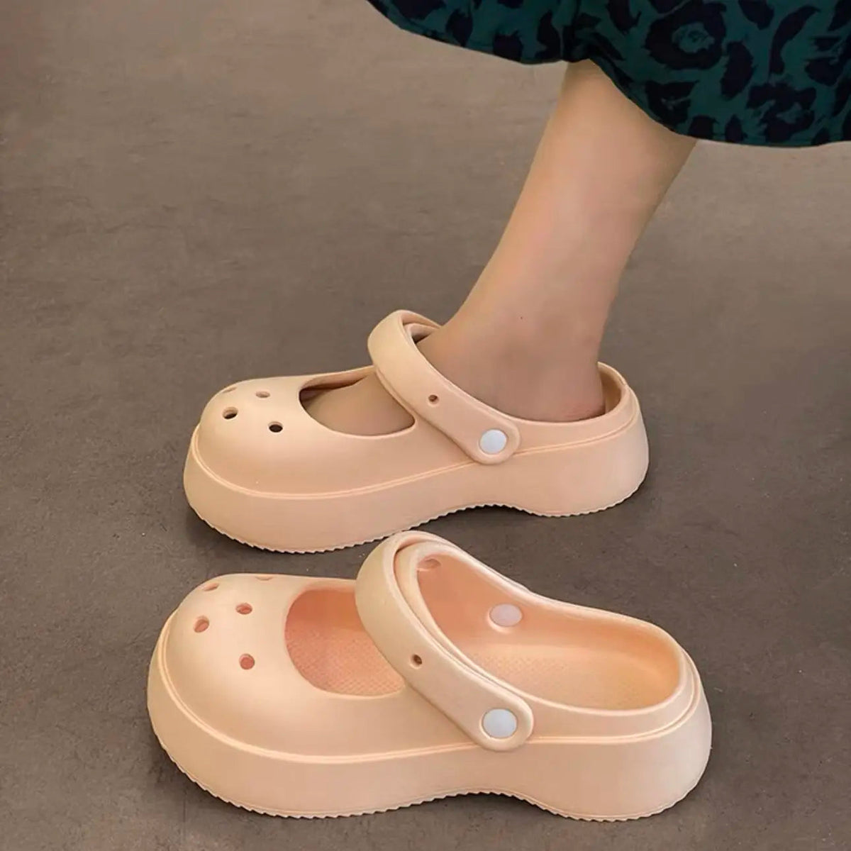 Platform Kawaii Slides Shoes White Summer Slippers and Sandals on Beach Thick Normal Top Designs Vip 39