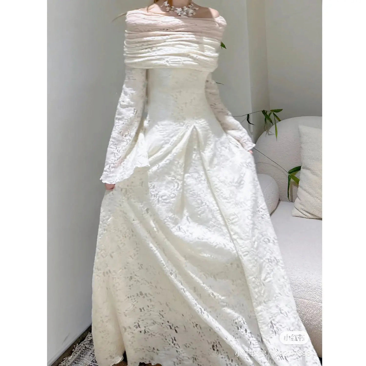 Autumn/winter Retro Flare Sleeve Off Shoulder Shawl White Dress Slimming Knitted Jacquard Fishtail Maxi Dress for