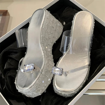 Designer Crystal Sequin Cloth Platform Wedge Slippers Street Style Clip Toe High Heels Banquet Summer Shoes