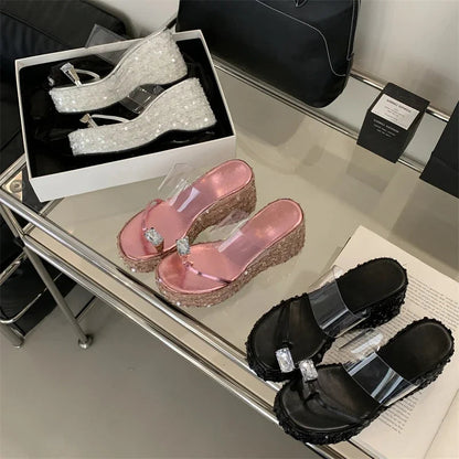 Designer Crystal Sequin Cloth Platform Wedge Slippers Street Style Clip Toe High Heels Banquet Summer Shoes