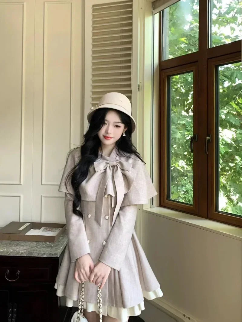 Sweet Hot Girl Retro Suit Autumn and Winter Shawl Cape Longsleeved Double Breasted Coat Twopiece Set Female Clothes