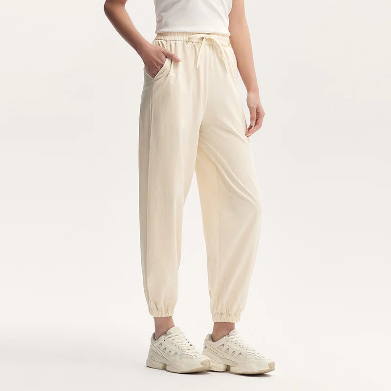 Pants for Designed With a Sense of Texture Dark Pattern Jacquard Tapered Pants With a Unique and Loose Fit