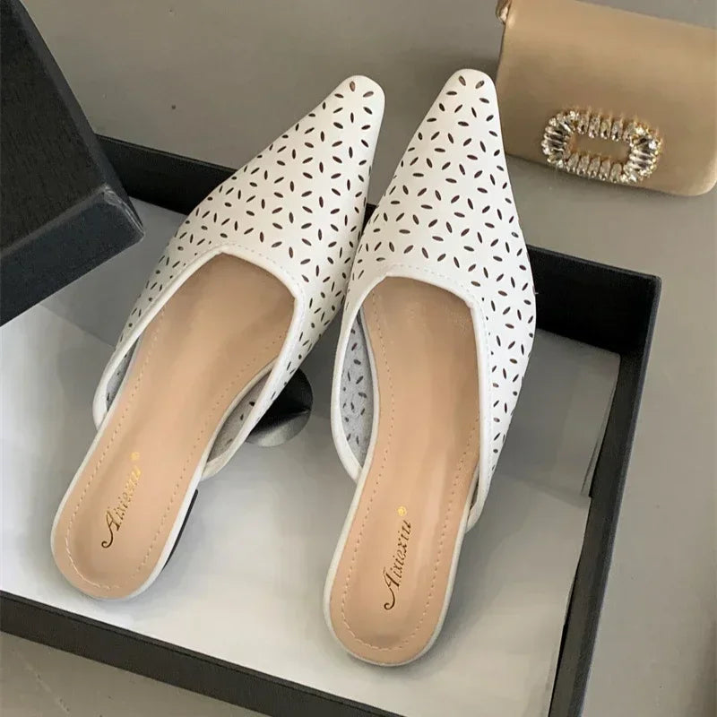 Summer Hollow Flat Slippers Comfortable Soft Bottom Nonslip Sandals Pantuflas Mujer