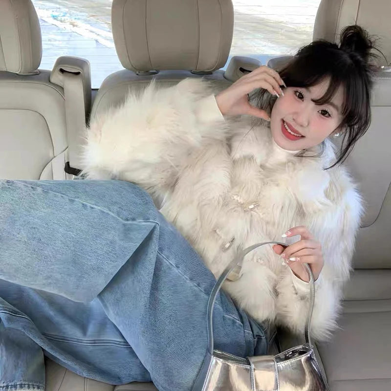 Sweet Hot Girl Horn Button Faux Fur Coat Winter Loose Turndown Collar Longsleeved Short Jacket Female Clothes