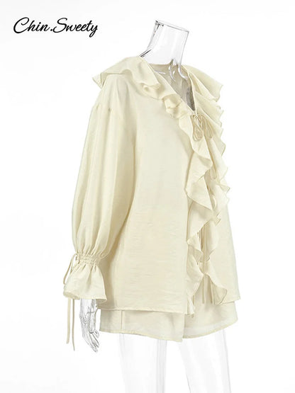 Loose Ruffles Shorts Set for 2 Pieces V Neck Hollow Out Shirts Wide Leg Short Pants Spring Summer Lady White Suit