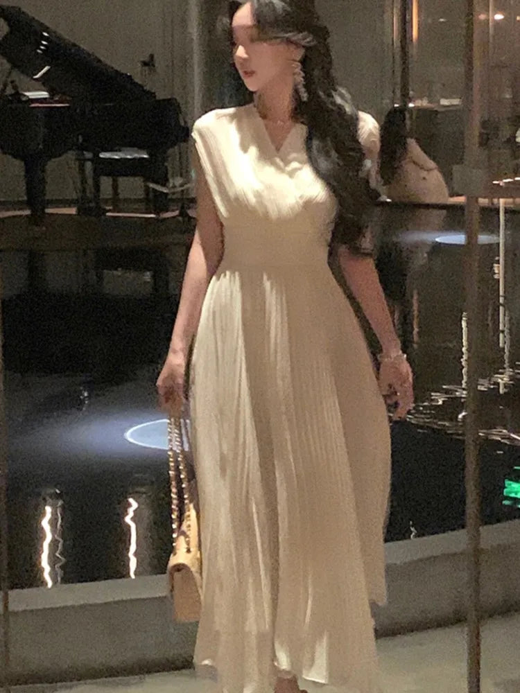 Summer New Party Pleats Long Dresses for Vneck High Waist Holiday Sleeveless Female Clothing Robe
