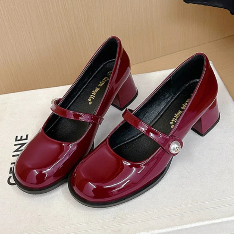 Sweet Round Head Patent Leather Mary Jane Shoes Brand Design Square Heel Tripping Strap Party Wedding Single Shoes