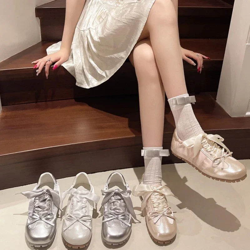 Designer Sneakers Flats Shoes Comfort Lace Up Non Slip Flats Outdoor Walk Shoes