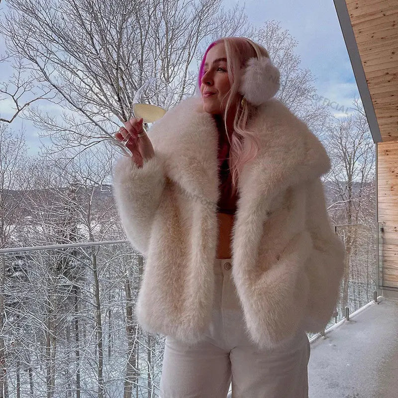 Street Furry Collar Faux Fur Coat Winter Hot Snow White Mountain Fluffy Fox Fur Jacket